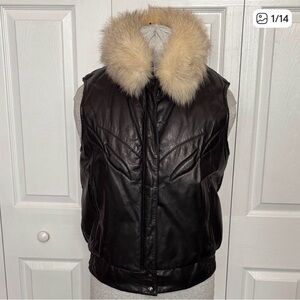PIONEER Black Leather Vest with Genuine Fox Fur Collar and Western Accents